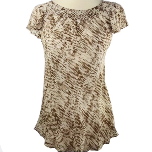 Banana Republic Ruffle sleeves and trim - Picture 2 of 7